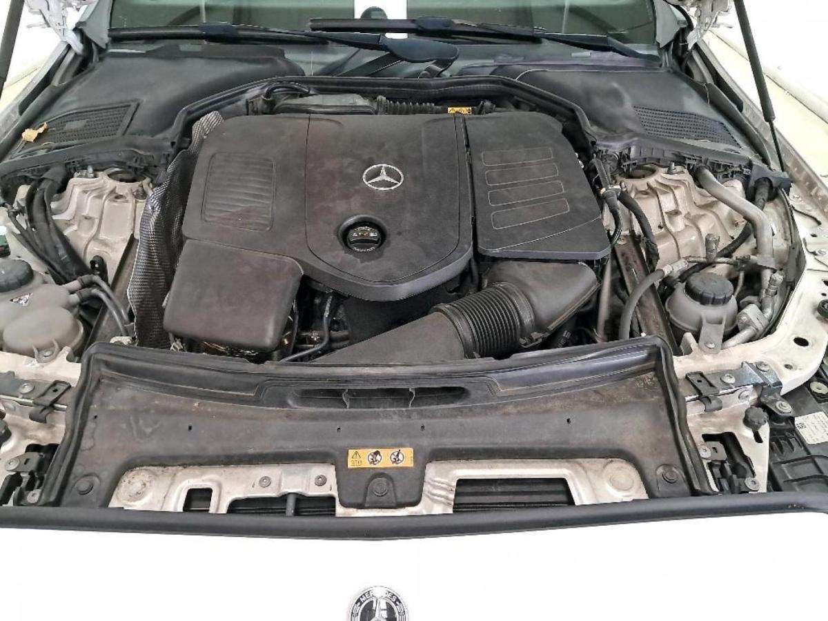 mercedes-benz-classe-c-2022-hibrido-a-gasolina-1999cc