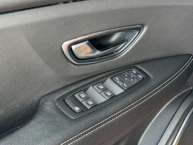 renault-scenic-2019-gasolina-1332cc