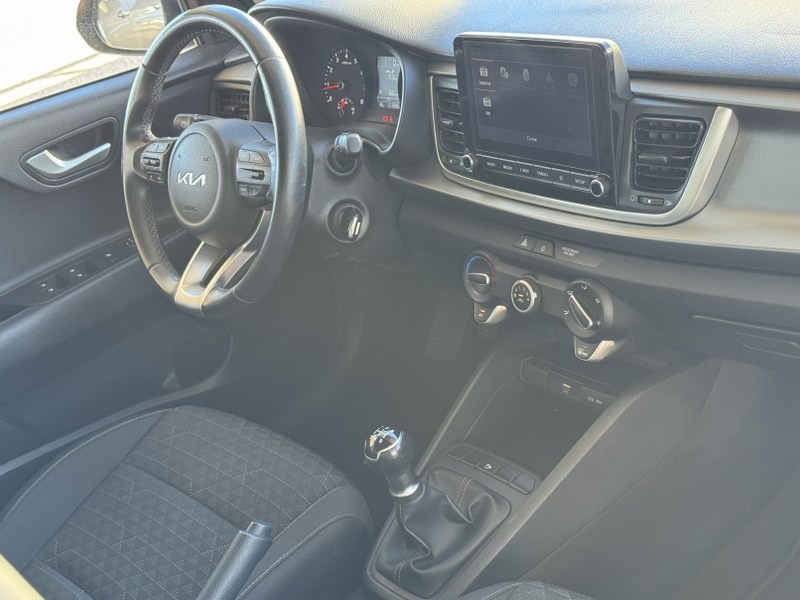 kia-rio-2023-gasolina-1197cc