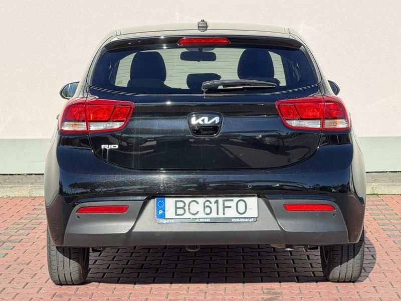 kia-rio-2023-gasolina-1197cc