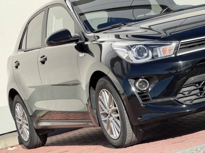 kia-rio-2023-gasolina-1197cc