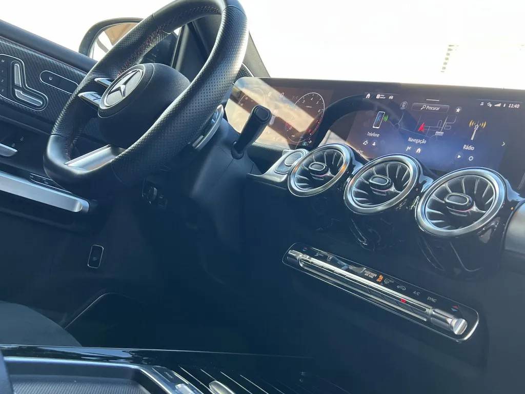 mercedes-benz-200-2024-gasolina-1332cc