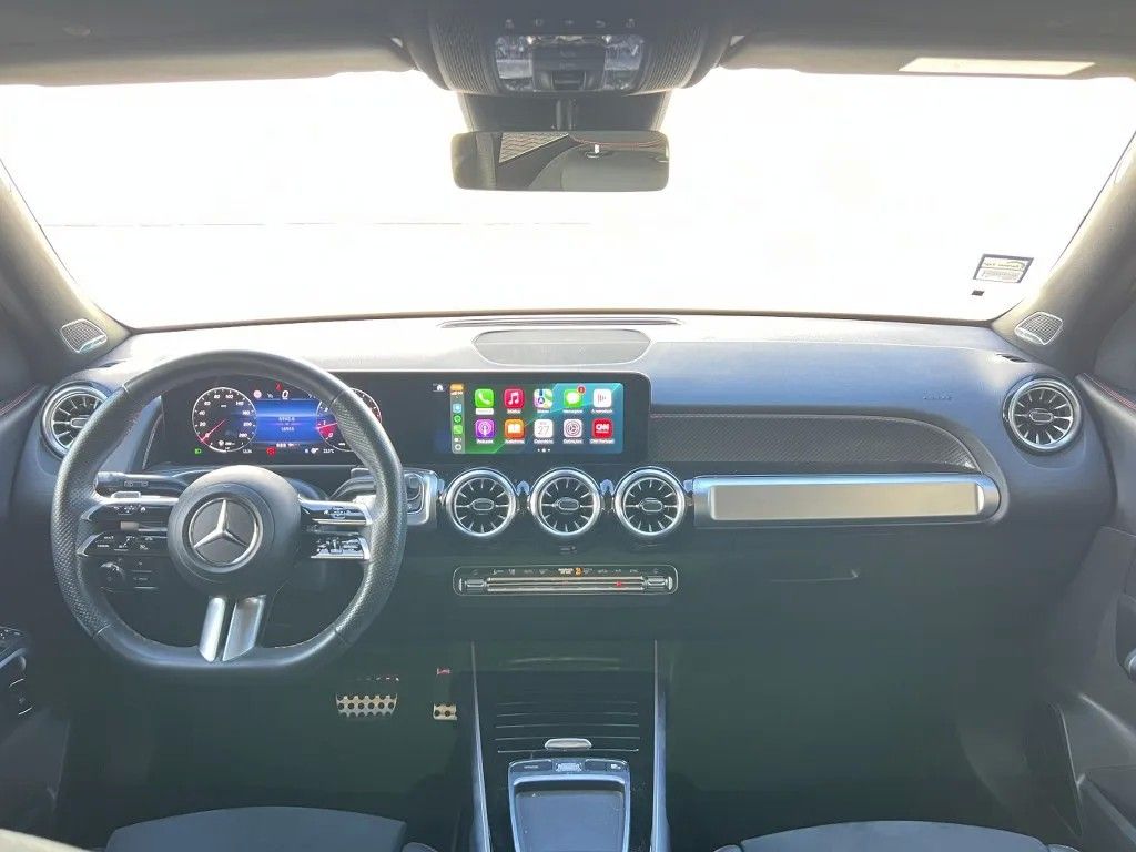 mercedes-benz-200-2024-gasolina-1332cc