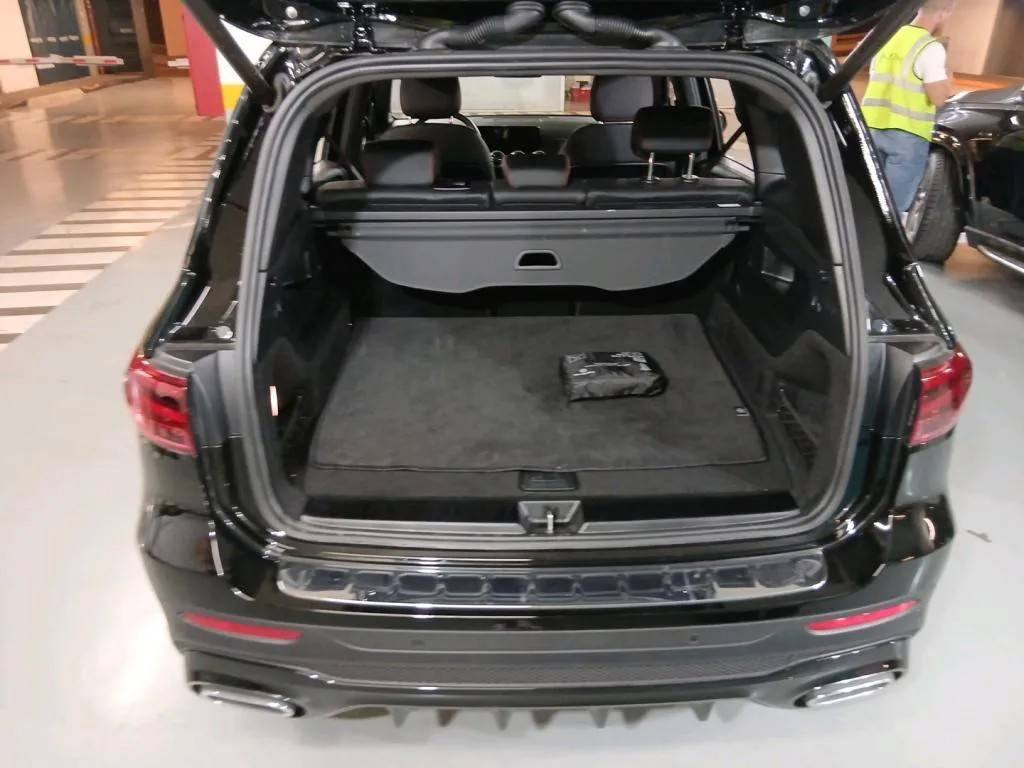 mercedes-benz-200-2024-gasolina-1332cc