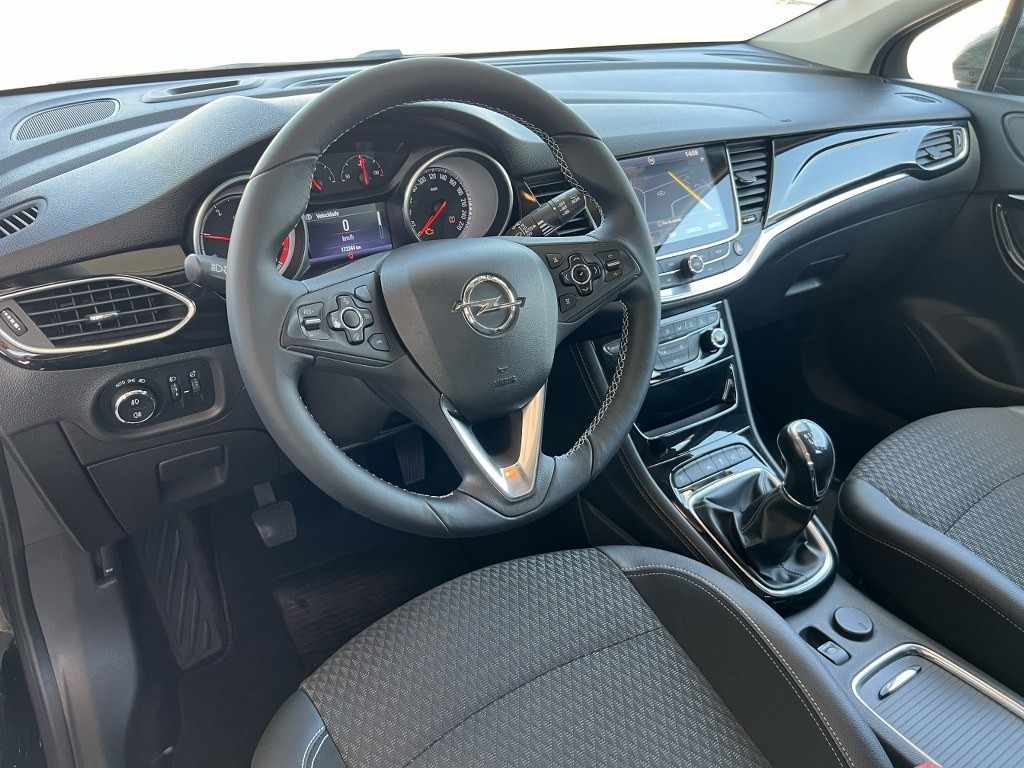 opel-astra-sport-tourer-2017-diesel-1598cc