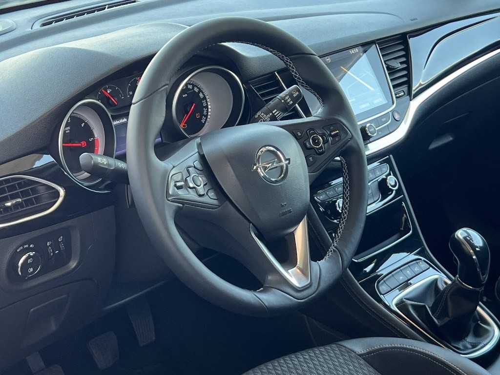 opel-astra-sport-tourer-2017-diesel-1598cc
