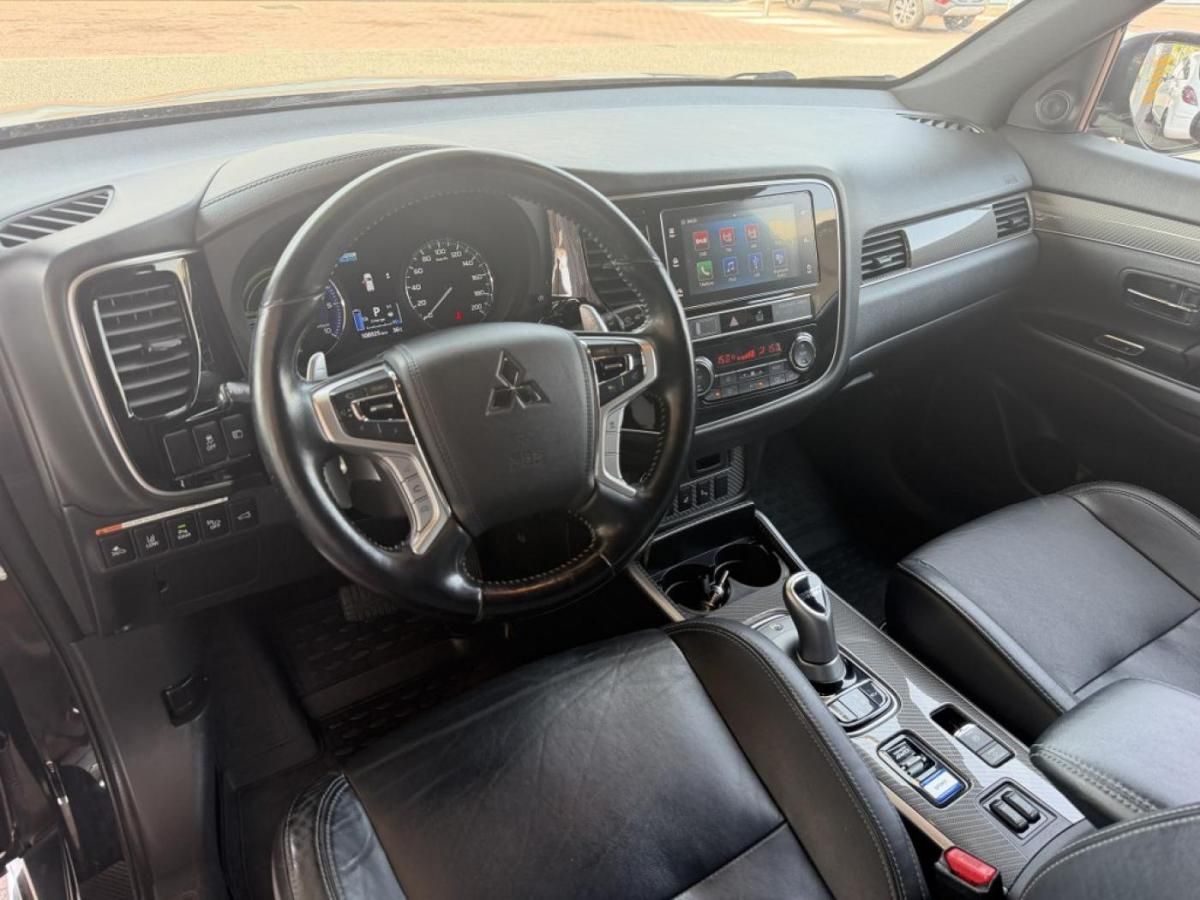 mitsubishi-outlander-2018-hibrido-a-gasolina-1998cc