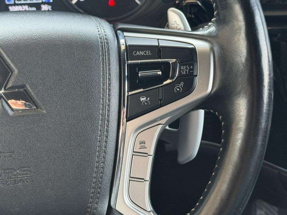 mitsubishi-outlander-2018-hibrido-a-gasolina-1998cc