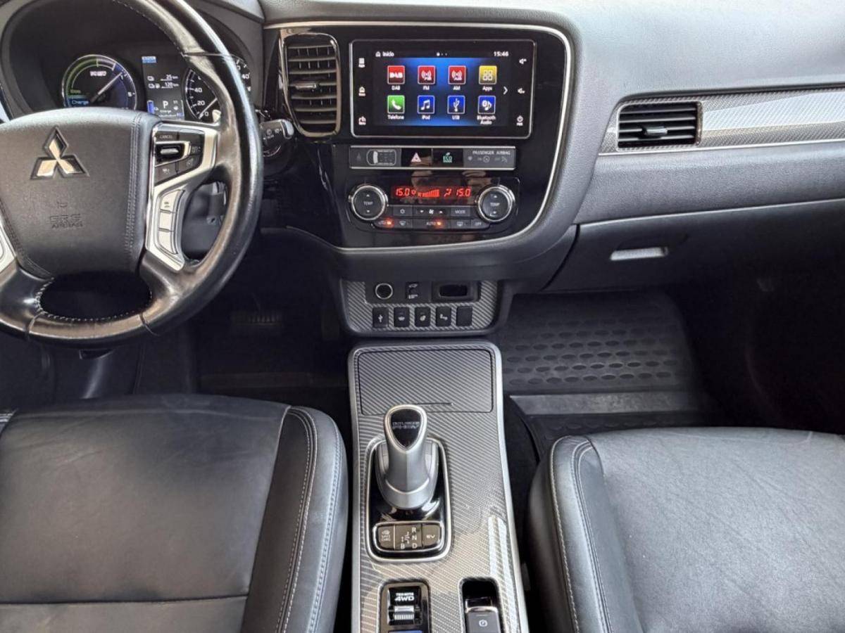 mitsubishi-outlander-2018-hibrido-a-gasolina-1998cc