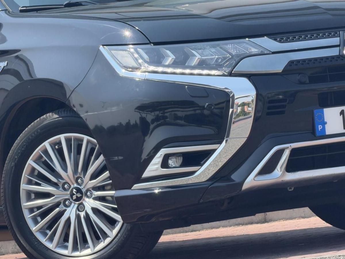 mitsubishi-outlander-2018-hibrido-a-gasolina-1998cc