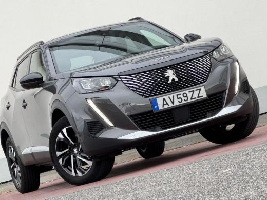 peugeot-2008-2023-diesel-1499cc