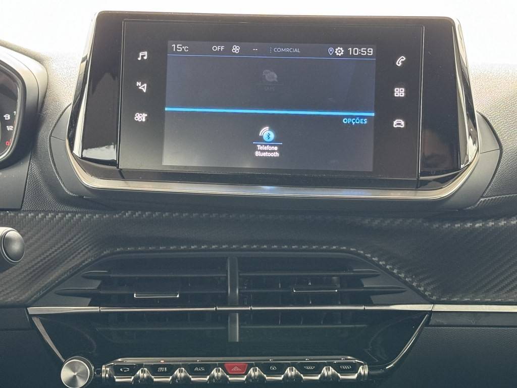 peugeot-2008-2023-diesel-1499cc