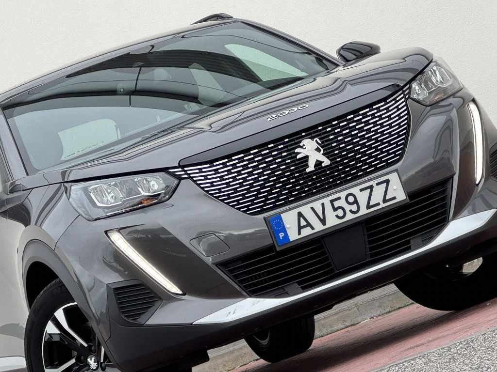 peugeot-2008-2023-diesel-1499cc