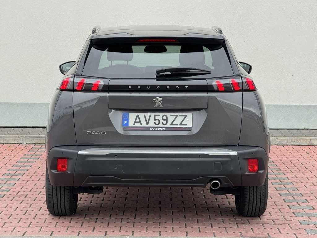 peugeot-2008-2023-diesel-1499cc