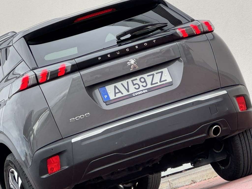 peugeot-2008-2023-diesel-1499cc