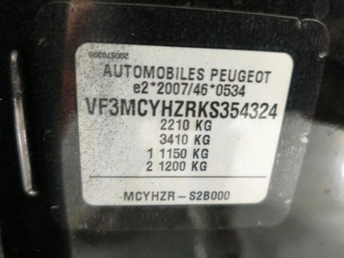 peugeot-5008-2019-diesel-1499cc