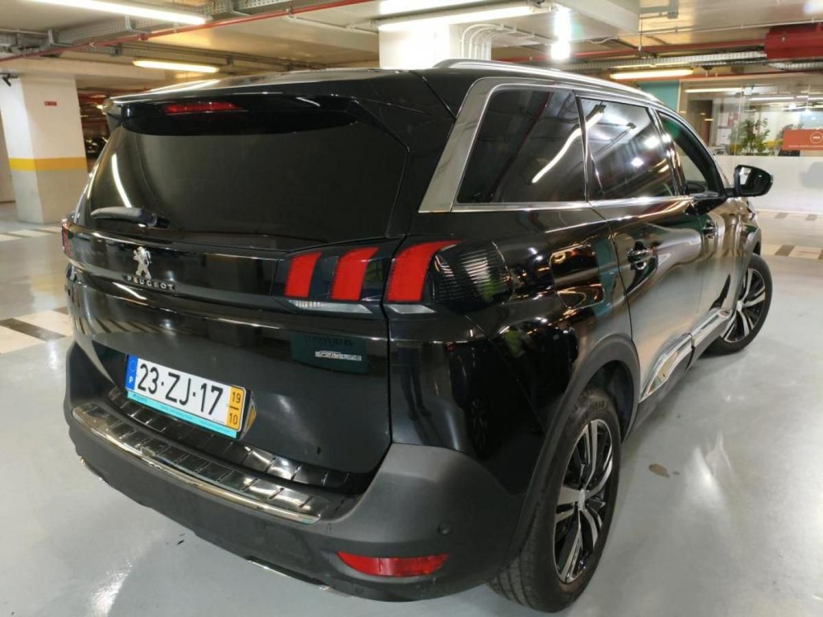 peugeot-5008-2019-diesel-1499cc