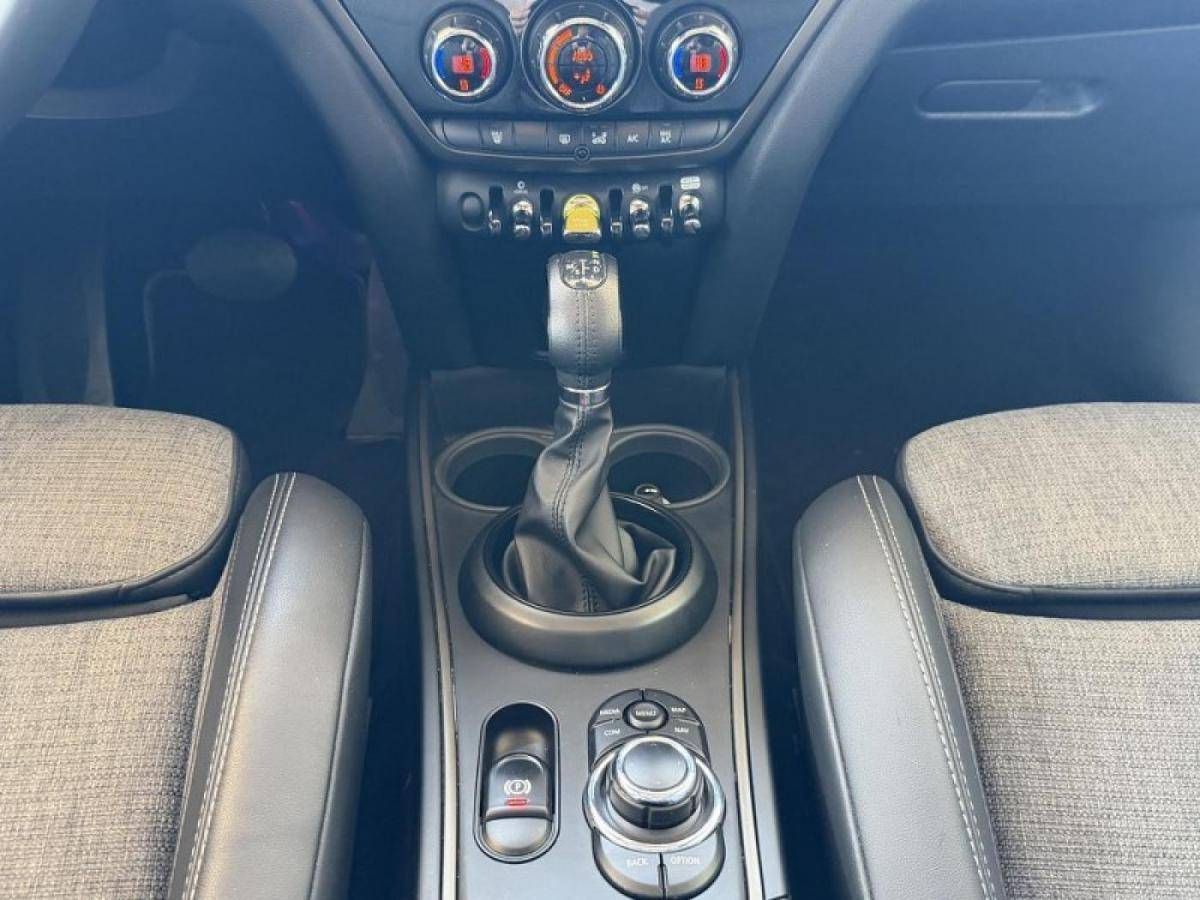 mini-countryman-2022-hibrido-a-gasolina-1499cc