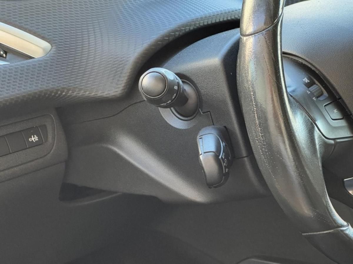 peugeot-2008-2015-diesel-1560cc