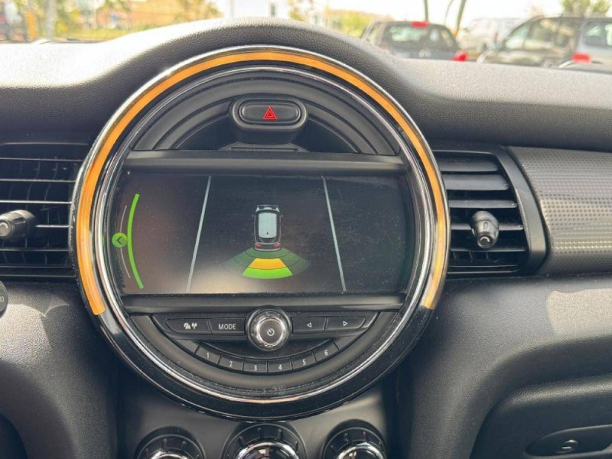 mini-cabrio-2016-diesel-1496cc