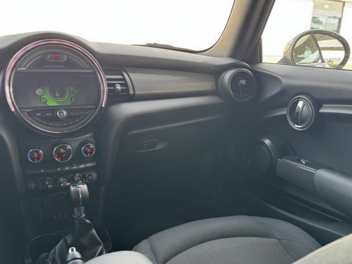 mini-cabrio-2016-diesel-1496cc