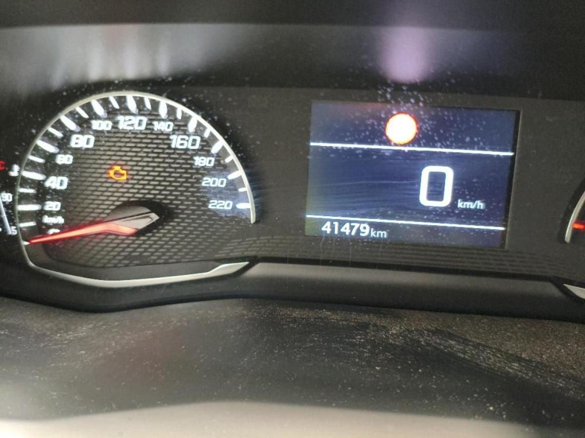 peugeot-2008-2020-gasolina-1199cc