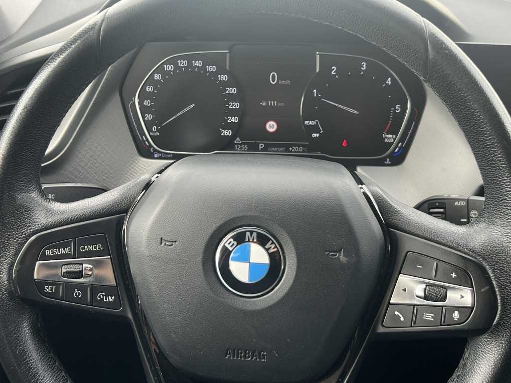 bmw-serie-1-2021-diesel-1496cc
