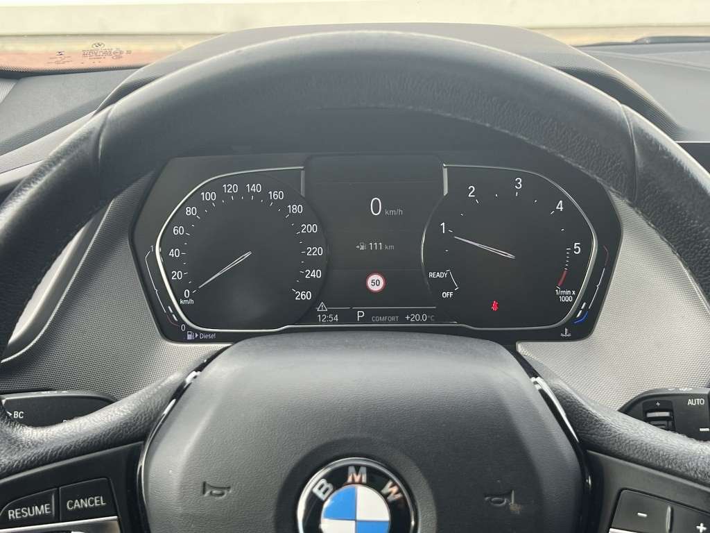 bmw-serie-1-2021-diesel-1496cc