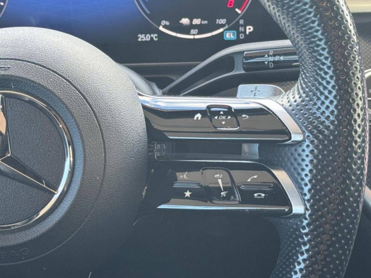 mercedes-benz-classe-c-2022-hibrido-a-gasolina-1999cc