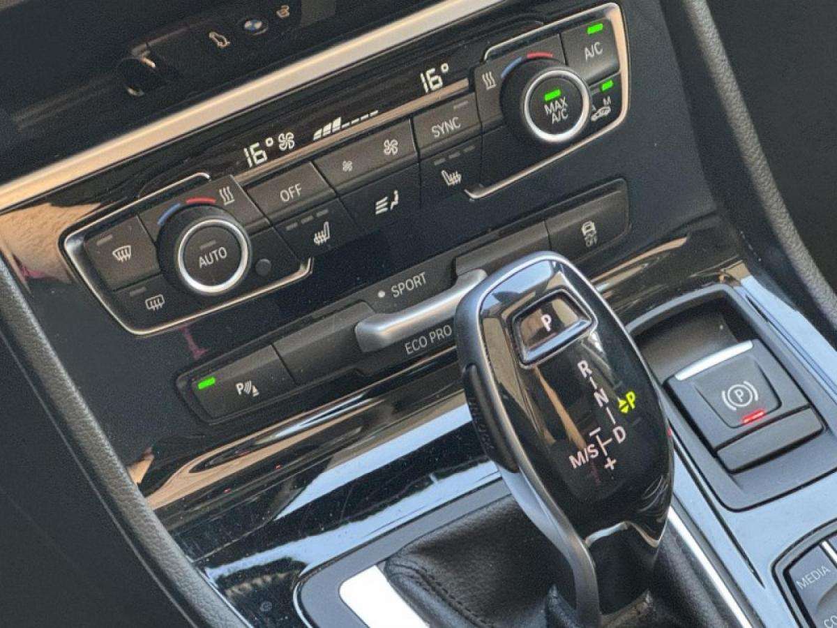 bmw-serie-2-2021-diesel-1496cc