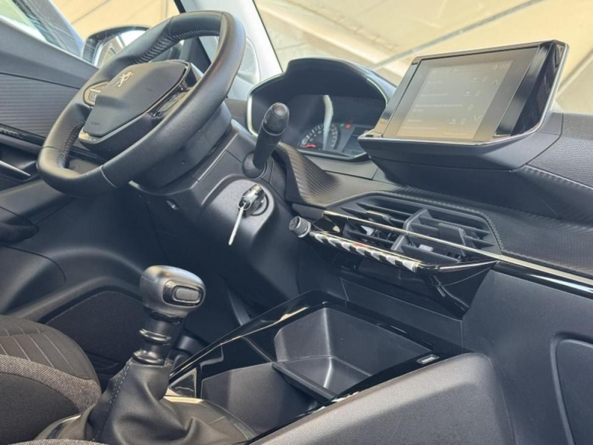 peugeot-2008-2020-gasolina-1199cc