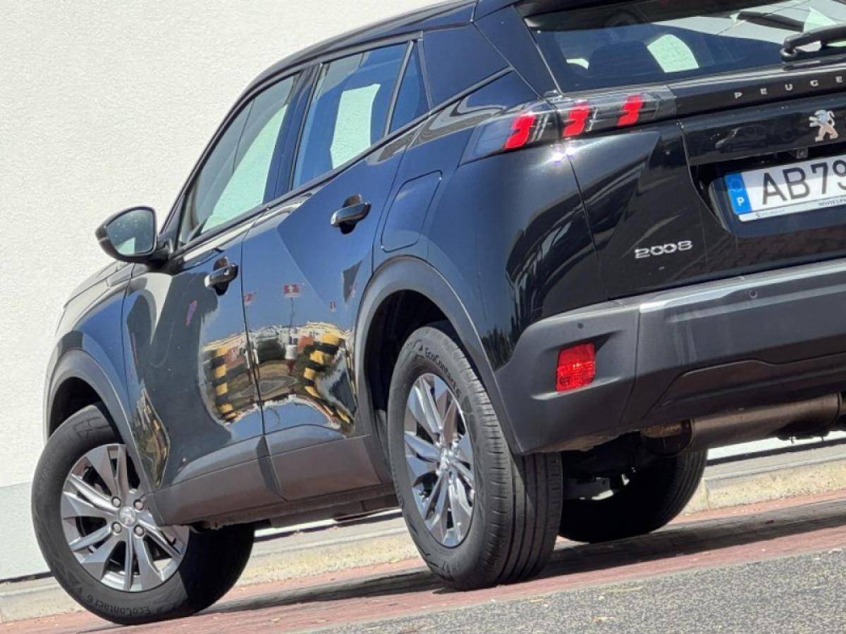 peugeot-2008-2020-gasolina-1199cc