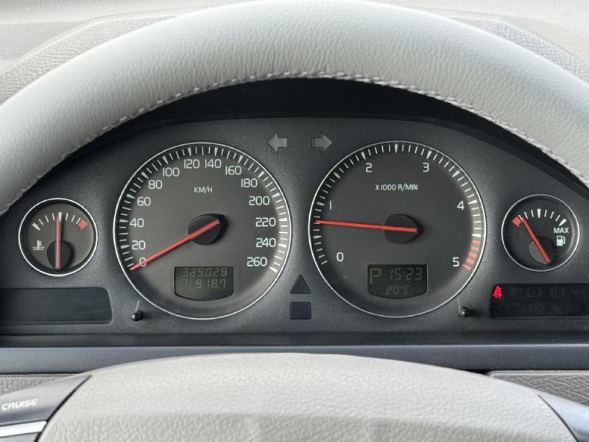 volvo-xc90-2007-diesel-2400cc