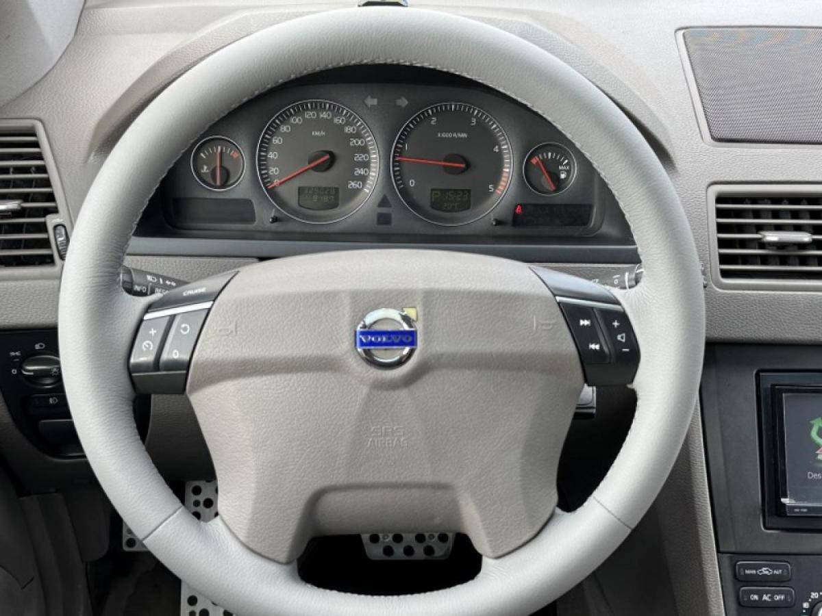 volvo-xc90-2007-diesel-2400cc
