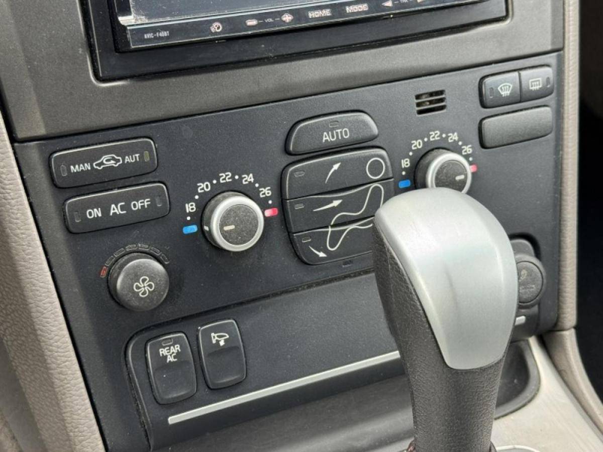 volvo-xc90-2007-diesel-2400cc