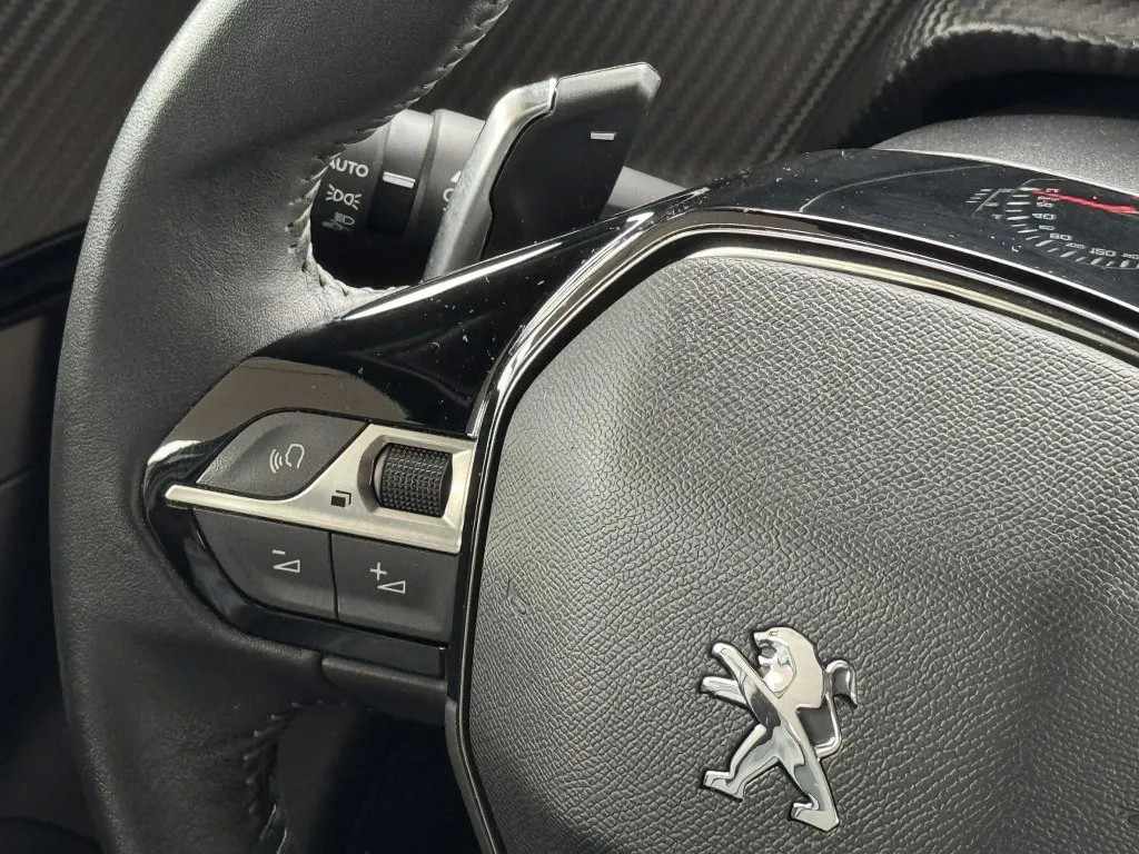 peugeot-2008-2023-diesel-1499cc