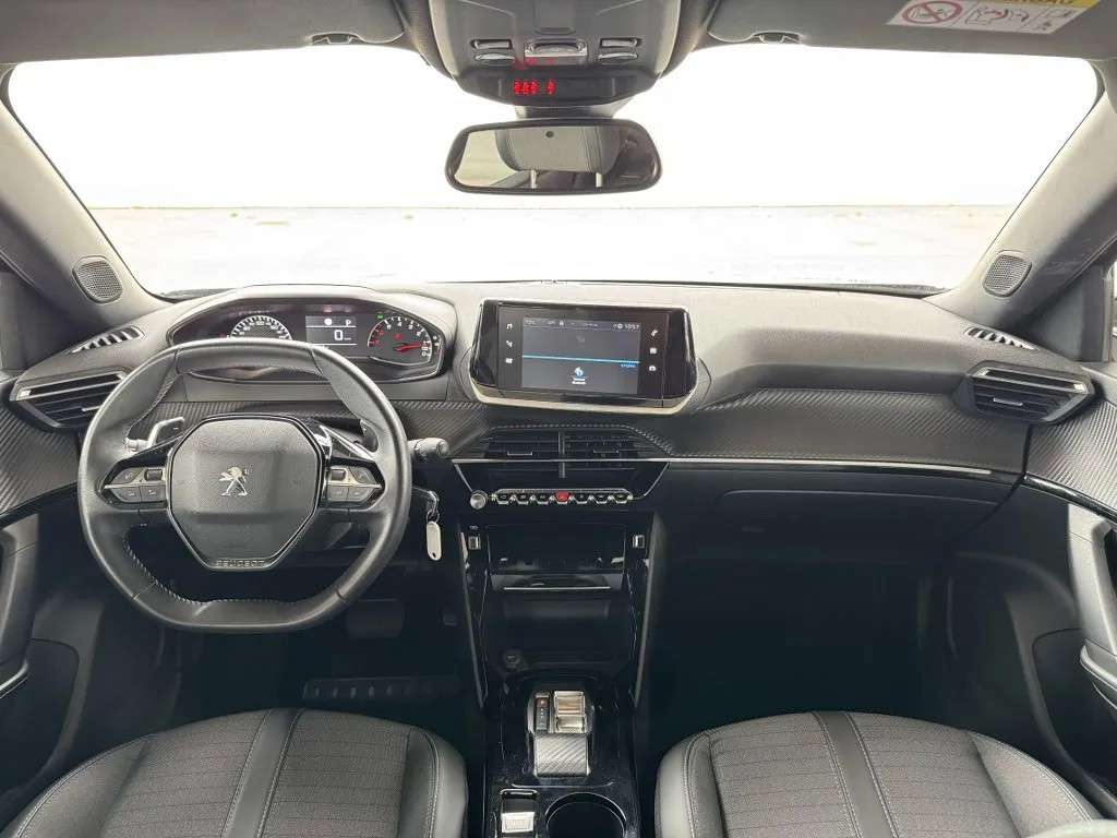 peugeot-2008-2023-diesel-1499cc