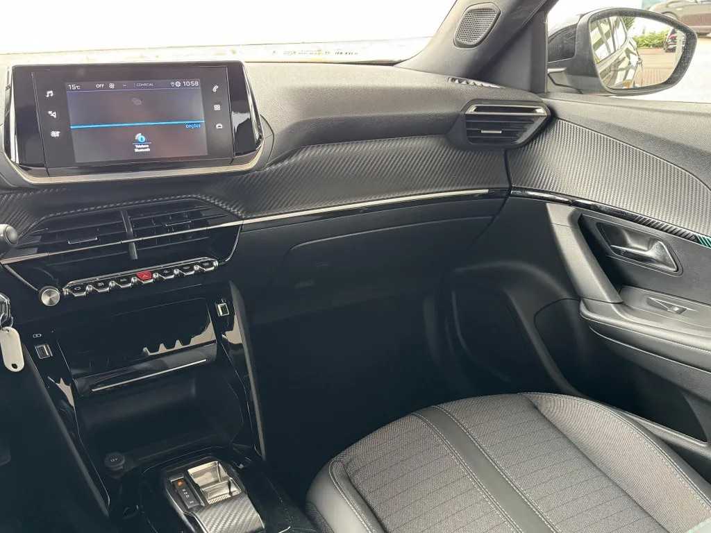 peugeot-2008-2023-diesel-1499cc