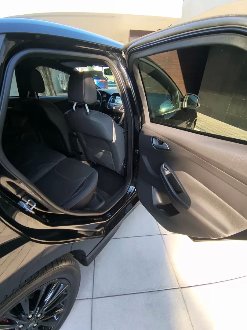 ford-focus-sw-2019-diesel-1499cc