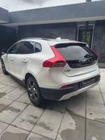 volvo-v40-cross-country-2015-diesel-1560cc