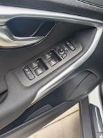 volvo-v40-cross-country-2015-diesel-1560cc