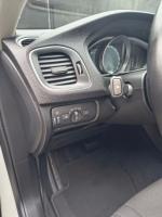volvo-v40-cross-country-2015-diesel-1560cc