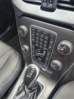 volvo-v40-cross-country-2015-diesel-1560cc