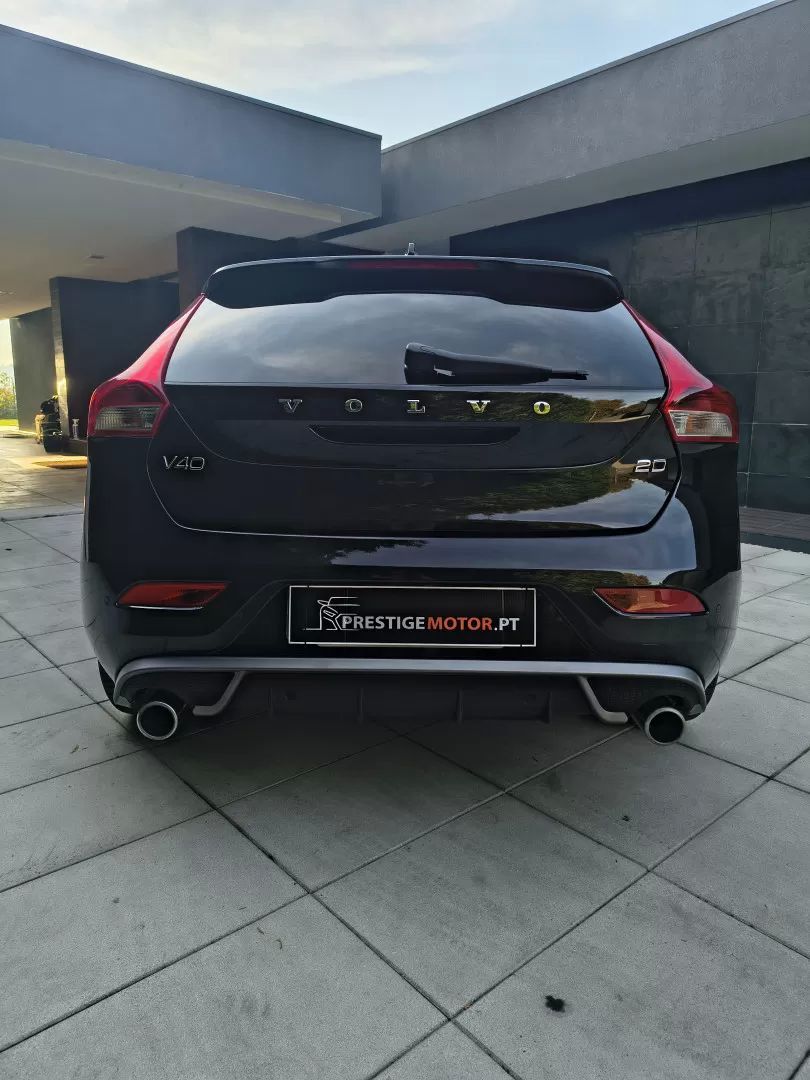 volvo-v40-2015-diesel-1560cc
