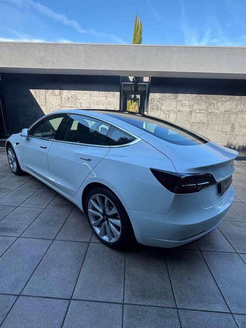 tesla-model-3-2019-eletrico-200cc