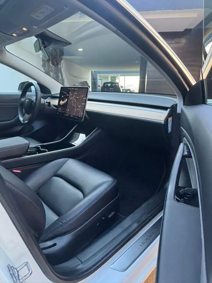 tesla-model-3-2019-eletrico-200cc