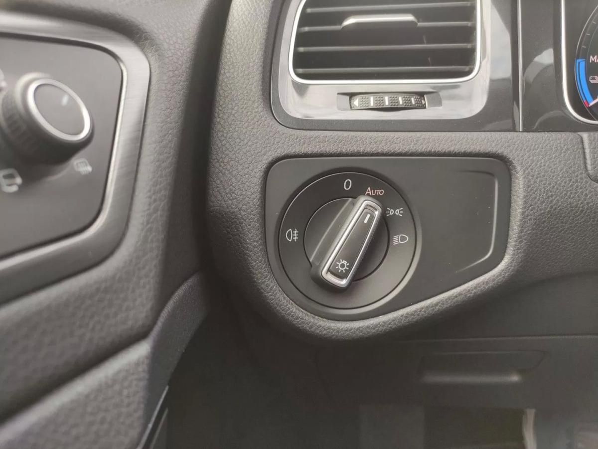 volkswagen-e-golf-2019-eletrico-200cc