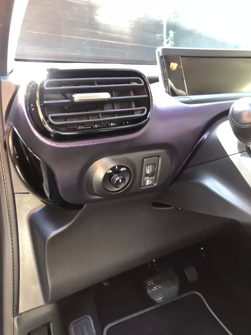 citroen-c4-cactus-2014-diesel-1560cc