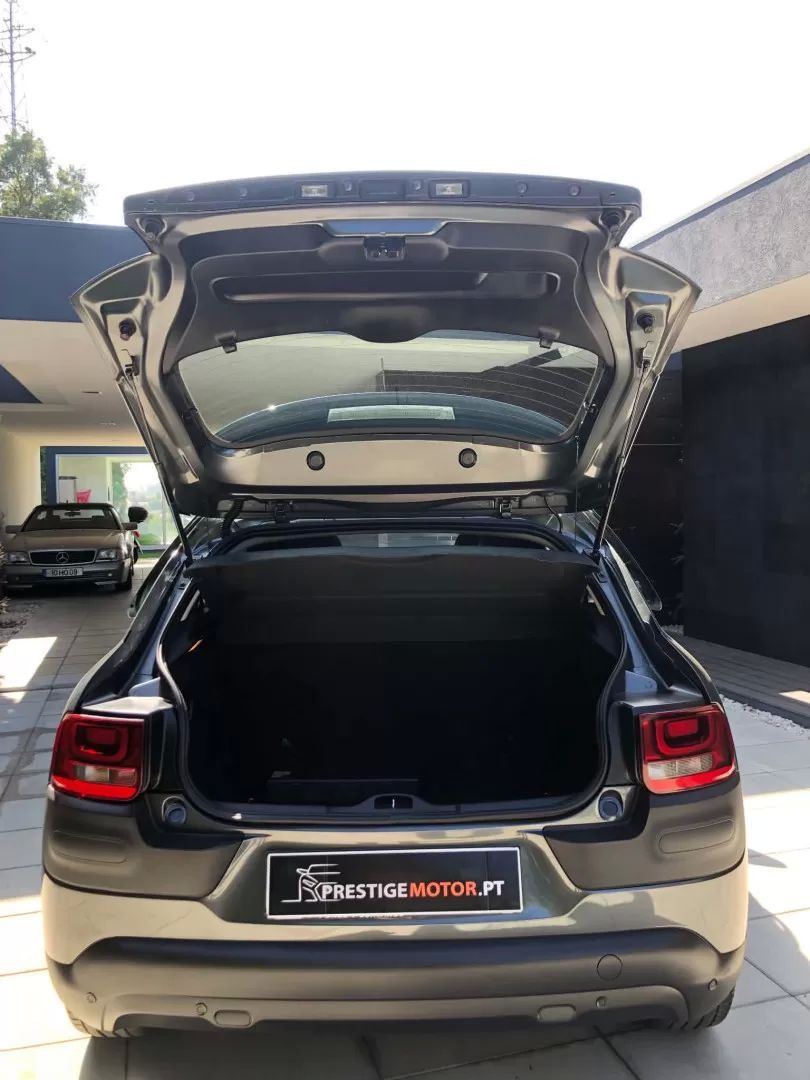 citroen-c4-cactus-2014-diesel-1560cc