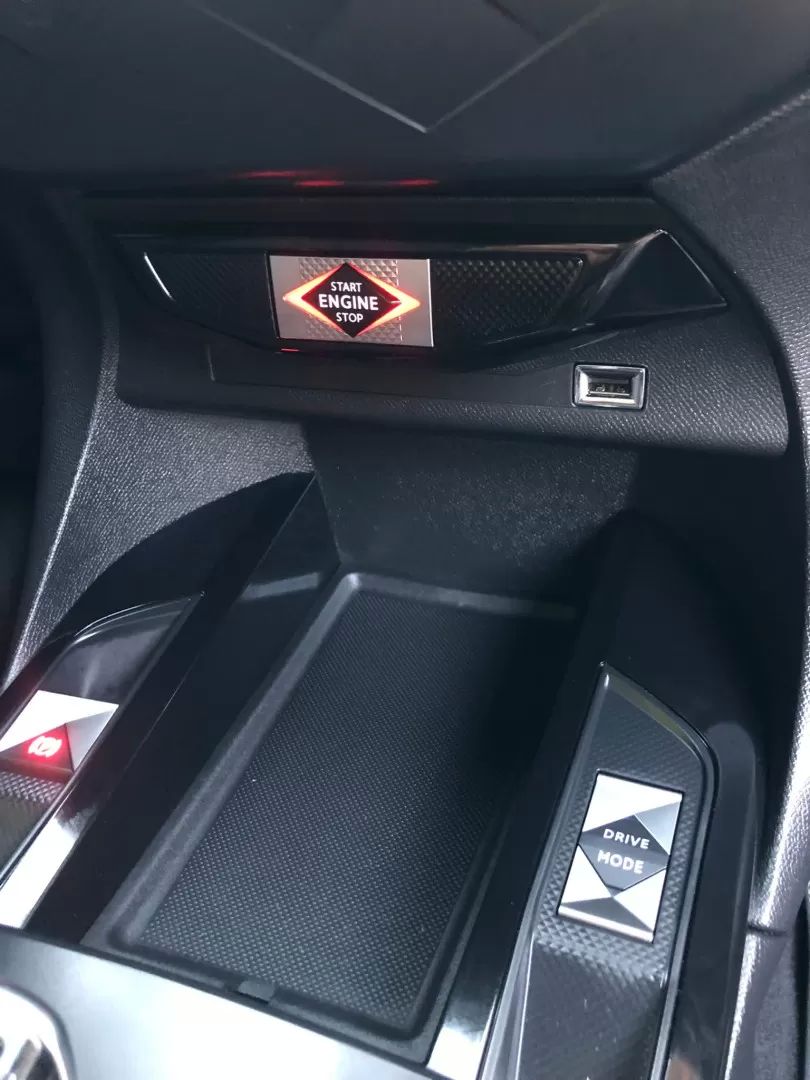 ds-ds-3-crossback-2020-eletrico-0cc